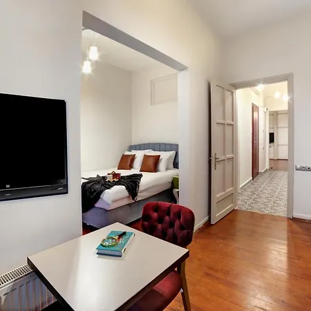 Ardilas Aparts Taksim Apartment *